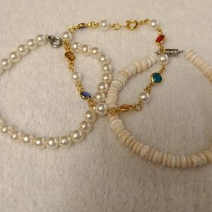 Three different Bracelets types